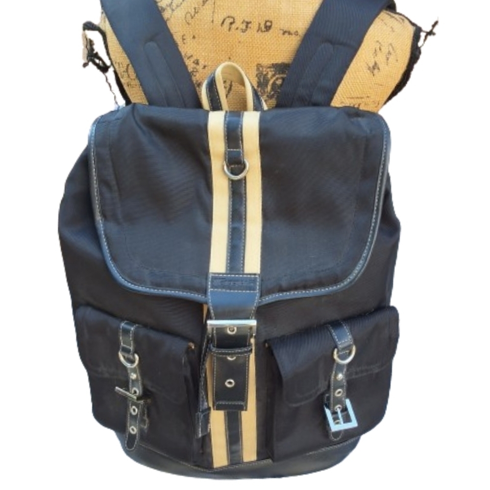 Targus huge travel/ school laptop backpack‎